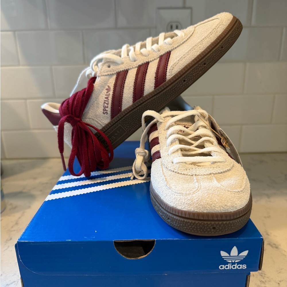 Adidas Handball Spezial Sneakers in Cream and Burgundy stripes.  They run large.